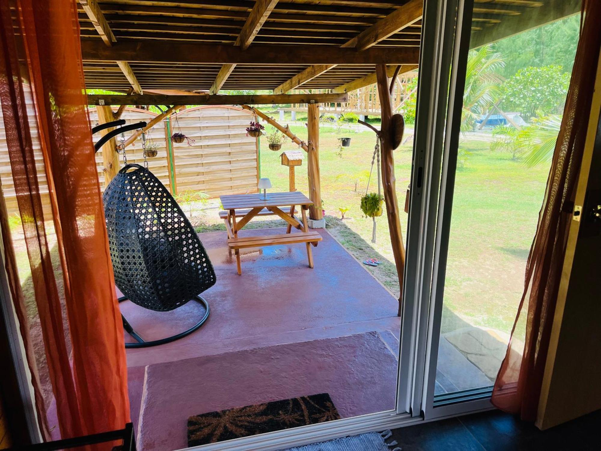 Bungalow Kura موريا المظهر الخارجي الصورة